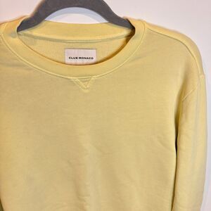 Club Monaco Pullover Crewneck Sweatshirt in Yellow Womens Medium